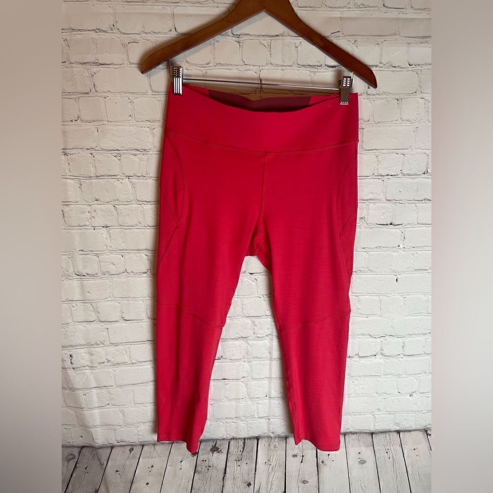 Outdoor Voices Red Leggings Cropped Size Large